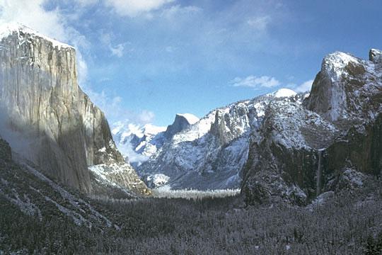 Yosemite Valley, CA - Glaciated valley with hanging valleys