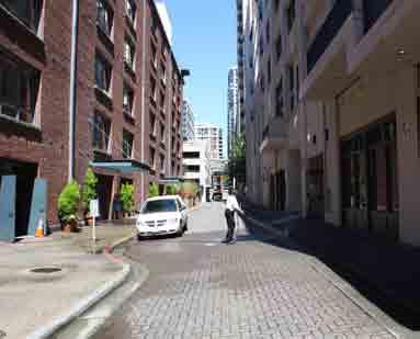 ANALYSIS ANALYSIS Successes in Seattle s alleys Challenges in Seattle s alleys Seattle alleys already possess key elements that can be celebrated and strengthened to make successful public space.