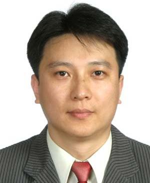 He has been with KEPRI, the research institute of Korea Electric Power Company (KEPCO, as a Senior Research Engineer since 1995.