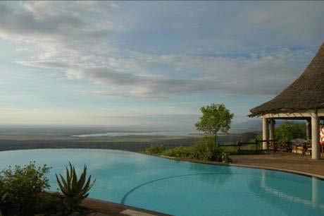 Lake Manyara Serena Lodge: Perched high on the edge of a towering cliff with panoramic views over Lake Manyara and the volcano-studded floor of the Great Rift Valley, this lodge offers a unique blend