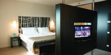 guest accommodation Ramada Plaza Bucharest offers 300 modernly designed rooms with all comforts and facilities for business travelers; 210 single room (king size bed), 83 twin room, 7 junior suites
