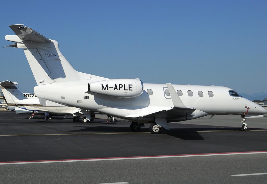 AIRCRAFT EXECUTIVE SUMMARY A GREAT PEDIGREE Sparfell & Partners is delighted to bring this beautifully presented 2012