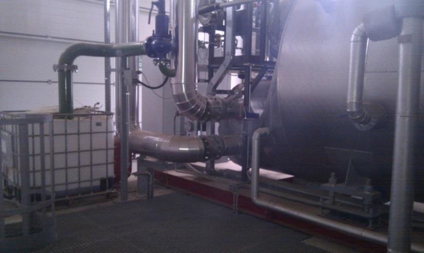 Turboden kondezat Turbogenerator koristi temperaturu vrelog ulja za zagrijavanje i isparavanje odgovarajuće radne organske tekućine u isparivaču (8 3 4).