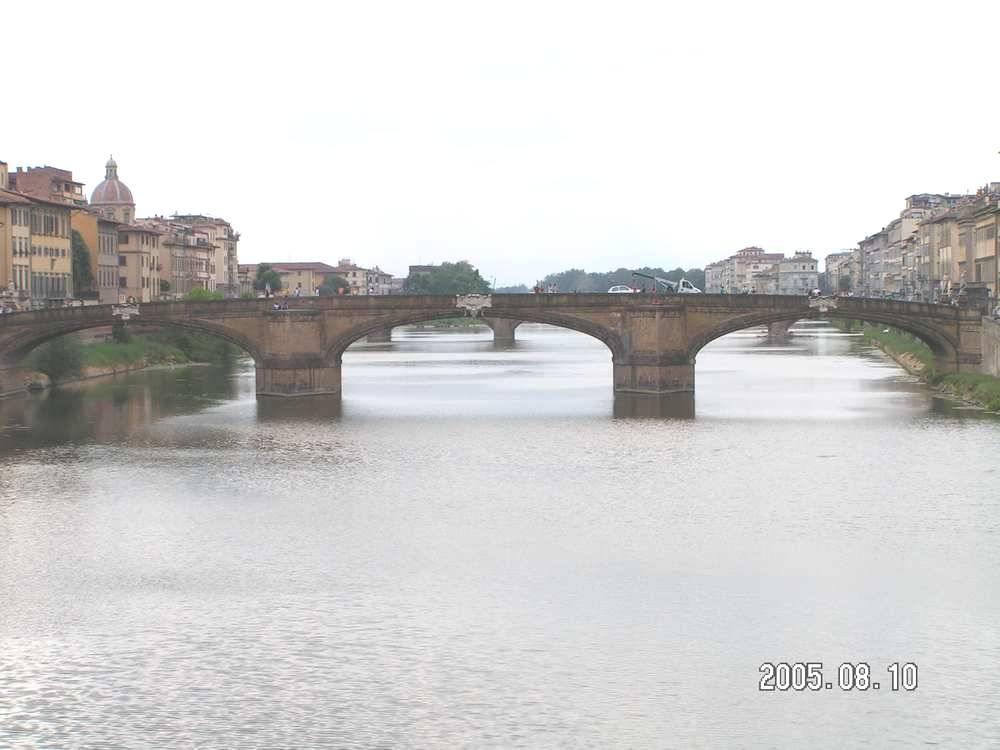 After the museum of the story of science I walked parallel to the Arno River towards the Ponte Vecchio (meaning old bridge). I had heard it is an important bridge (as Mr.