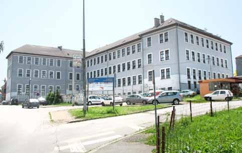 лист ученика гимназије са техничким школама дервента - KOРИФЕЈ Гимназија је у Дервенти основана школске 1912/13. године.