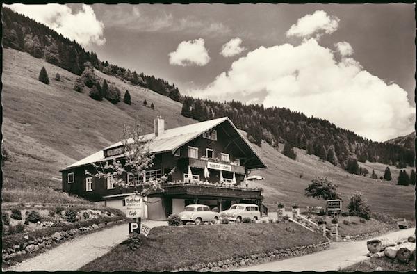 Making a virtue of necessity It all began in 1950 with the vision of tourism in the fifties. Together with his wife Marc Traubel's grandfather realized his dream of his own gastronomy.