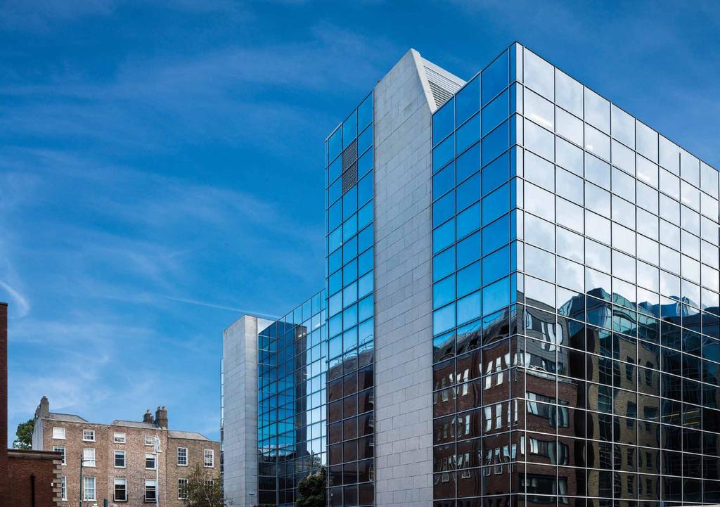 Investment Summary A unique opportunity to acquire an iconic Sam Stephenson designed prime office investment in the heart of Dublin s Central Business District 41,716 sq ft NIA (3,875.
