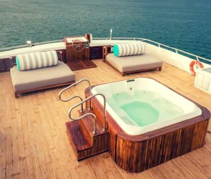 At the Sun Deck, there are two Jacuzzis for guest wellness while soaking in Island views.