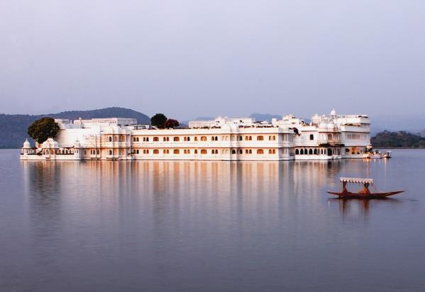 Day 04 SAT Udaipur Arrive Udaipur 0800hrs, welcome to the Lake City, founded by Maharana Udai Singh of Mewar, after the Sisodia dynasty was driven way by the Mughals in the 16 th century.