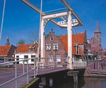 Following our visit we will return to MS Royal Crown for a late lunch. Alternatively, continue with an optional afternoon excursion to Haarlem.