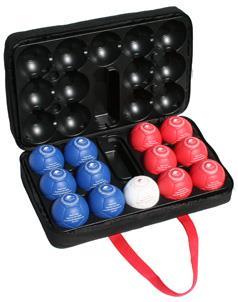 nasprotnim igralcem. Vsak igralec ima šest barvnih krogel. Igralec z rdečimi kroglami je postavljen v boks številka tri, igralec z modrimi kroglami pa v boks številka 4.