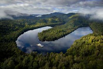3 Gordon River Cruise Cradle Mountain Fri 12 May 2017 Travel to the fishing village of Strahan on Macquarie Harbour, where you ll cruise the Gordon River while enjoying lunch.