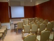 office about 7 x 5m In the hotel: Meeting room 1: 4 x 8m Meeting room 2: 4,3 x 8,5m Meeting room 1 Meeting room 2 Floor non-slippery, not carpet: in both the stadium and hotel Technical officials