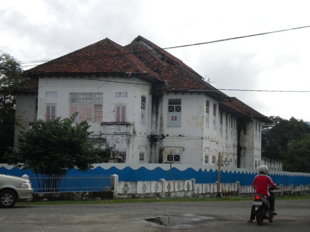 The Tinwinning Building This will cover the history of Bangka Island and include the war years.
