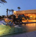 com 8 / 8 The hotel is centrally located in downtown Scottsdale, just eight miles from Phoenix Sky Harbor Airport and minutes from