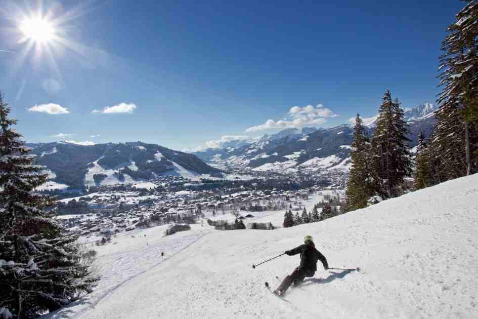 The skiing in Megeve is suitable for all abilities particularly beginners and intermediates. Ski runs are a mixture of wide open slopes and pleasant tree lined trails.