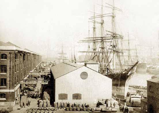 Great Wool Floor at London Dock, 1850 Right: Tea ship unloading cargo, 1877 London Dock had amazing