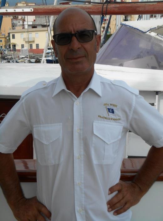 ENGINEER CARMINE SCUOTTO Engineer: Carmine Scuotto, Italian, 48 years old Carmine is Neapolitan and has always worked at sea.