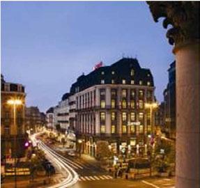 Located in the heart of Brussels, 10min walk from Covent Garden office Walking distance from the Grand Place &