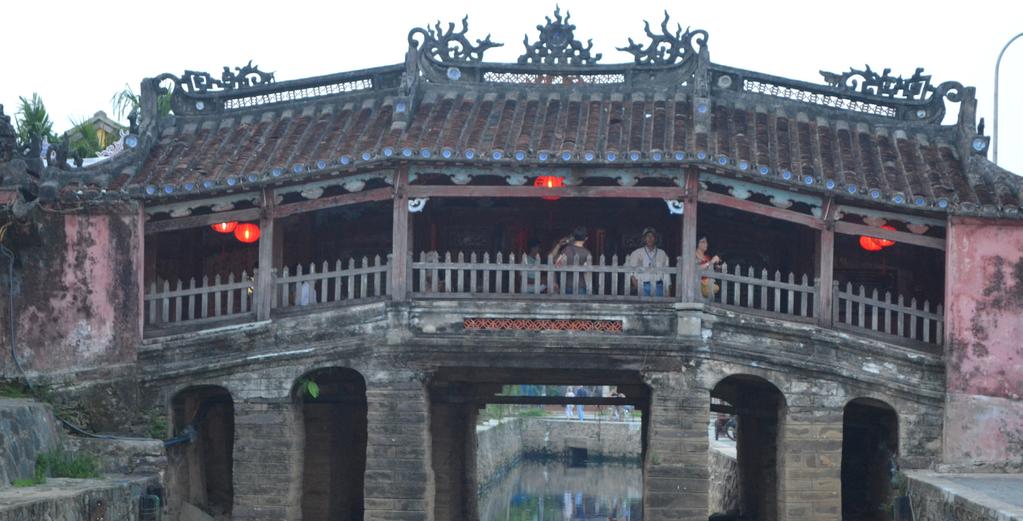 Japanese Bridge, Hoi An Siem Reap is the capital city of Siem Reap Province in northwestern Cambodia. It is the gateway to the Angkor region.