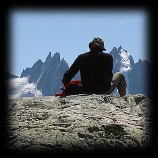 Walking tour Mont Blanc [mini-tmb] brings you most of the highlights of one of Europe s most scenic walks.