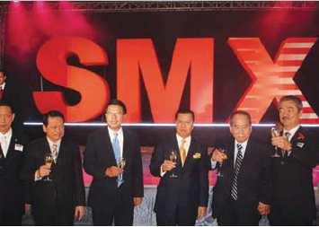 SMX Convention Center GFA: 46,647 sqm NLA: 34,743 sqm Concierge Service VIP and Press Rooms Basement Parking 16 We saw the completion of the SMX Convention Center in November 2007.