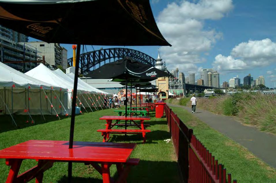 YOUR FAMILY DAY VENUES LAVENDER GREEN Informal, outdoors, views over Lavender Bay and the ideal place to
