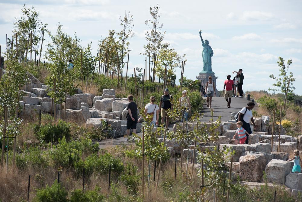 Public'Access' Season' 16 2016 Governors Island Visitor Survey The