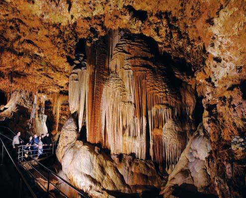 Beneath the Jesse James rode into history at Missouri s Meramec Caverns BEVERLY EDWARDS On the geologic clock, the history of man at what is known today as Meramec Caverns near Stanton, Missouri, is