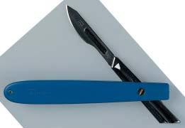 CLAPPEX No. 20600 A folding Scalpel with blue plastic handle and forged steel blade mount. For large scalpel blades. No. 24 0.