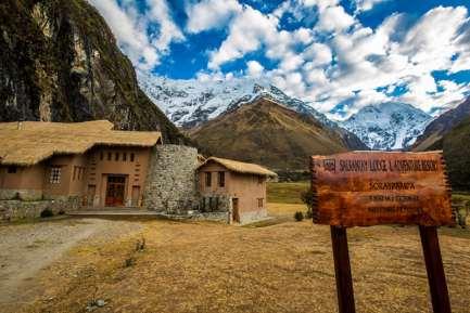 After an early breakfast, the group will hike up the Rio Blanco valley, circling Humantay Peak, across from Salkantay Peak.