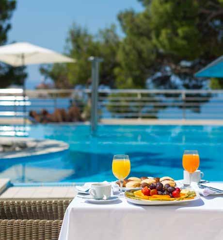 sunbathing terrace, a spa area, 2 superb on-site restaurants serving traditional Croatian dishes & modern Mediterranean cuisine as well as a coffee bar.