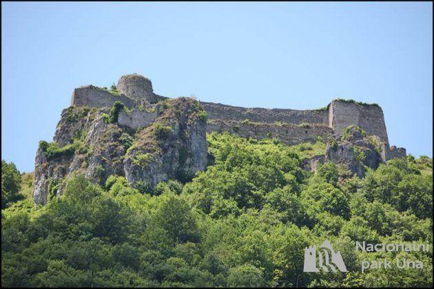 The old town of Ostrovica The fortification of Ostrovica is a large medieval building structure located on the hill above the small village of Ostrovica near Kulen Vakuf, Bosnia and Herzegovina.