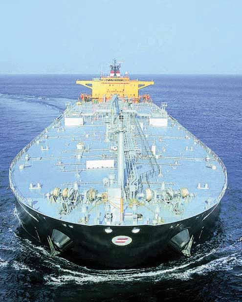 BP Shipping (4.3 mill dwt) Chevron Shipping (4.13 mill dwt) BP Shipping operates 56 19 vessels, ranging from MRs to LNGCs. The oil major also has around 100 on timecharter at any one time.