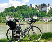 Lodging Hotel Muenchner Hof DAY 2 Regensburg to Niederwinkling Highlights Walhalla Temple, and the Bavarian Countryside Our first ride today takes us through more Roman settlements and into the