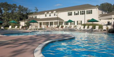Marriott s Fairway Villas Absecon, New Jersey Across the bay from Atlantic City, you ll find this stately resort among natural woodlands.