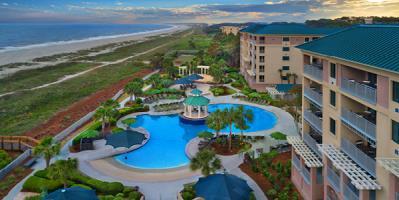 Marriott s Barony Beach Club Hilton Head Island, South Carolina Gracing the beach within Port Royal Plantation, this inviting resort offers a scenic location and an array of on-site amenities,