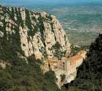 From there, the Talamanca road goes up the Estenalles pass, where you can visit Montcau, the Monastery of Montserrat second highest peak in the park. Centre d'interpretació del coll d'estenalles.