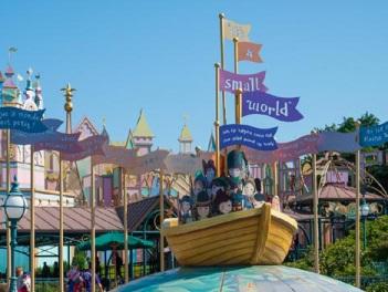 Themeparks Kids' Private Tour Disneyland Paris, Europa Park, Alsace and Black Forest 3 Space Mountain: Mission 2,