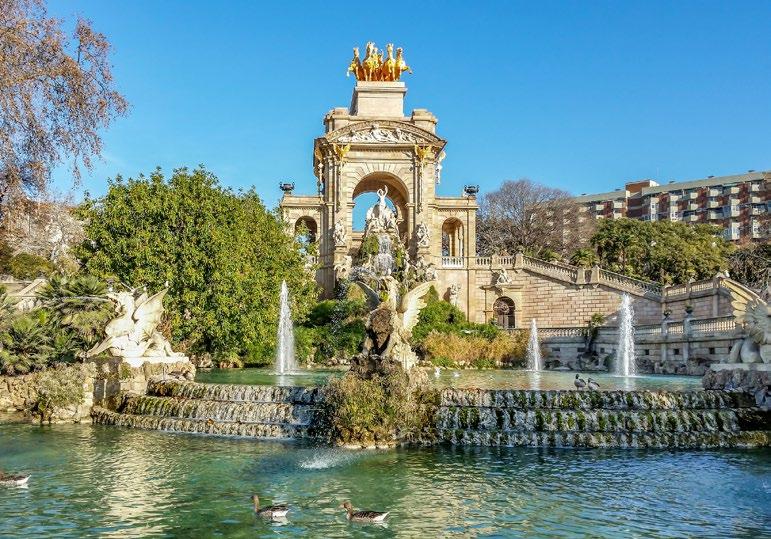 2 Barcelona s Top Landmarks Barcelona City Guide / 15 9 CIUTADELLA PARK Far from being a typical greenscape for relaxation and leisure, Ciutadella Park has both a colourful and varied history and an