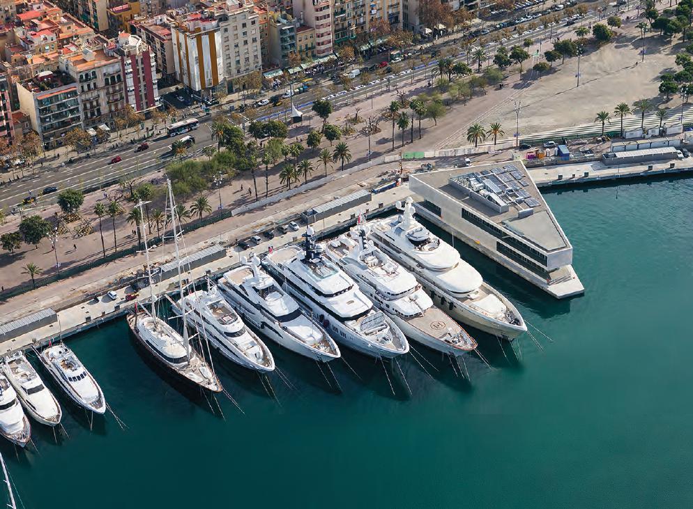 THE IDEAL HOME PORT Uniquely positioned in the heart of Barcelona, the marina is the perfect location as either a home or wintering port.