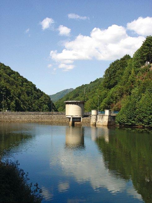 ПРИВРЕДНА ДРУШТВА Властимир Пурић, један од највећих градитеља хидроелектрана у бившој Југославији Воду не смемо дати [42] kwh... јул 2013. Потребе за водом стално ће расти.