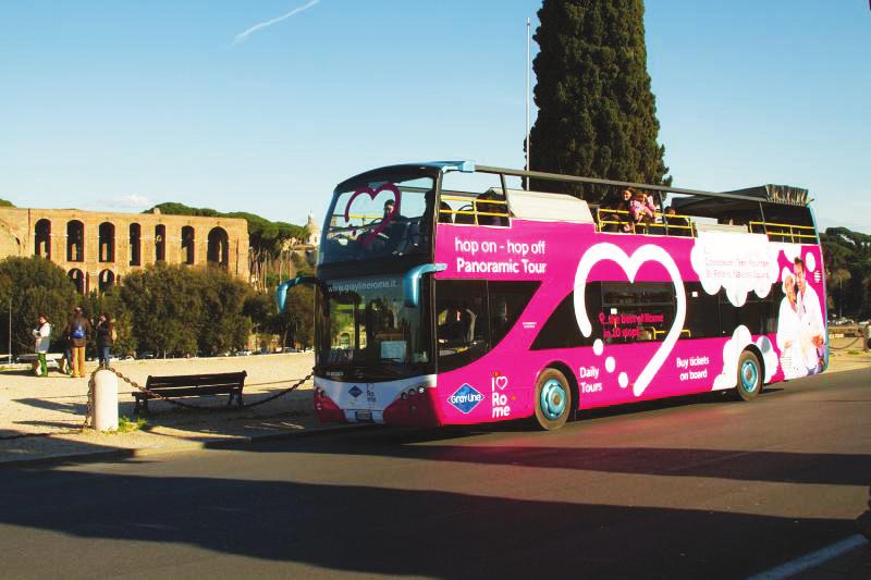 A BUS EVERY 10/15 MINUTES Hop on Hop off 10/15 Panoramic tour Includes: Bus ticket according to the reserved selected route, multilingual audioguides, map of Rome with the free stops and the route of