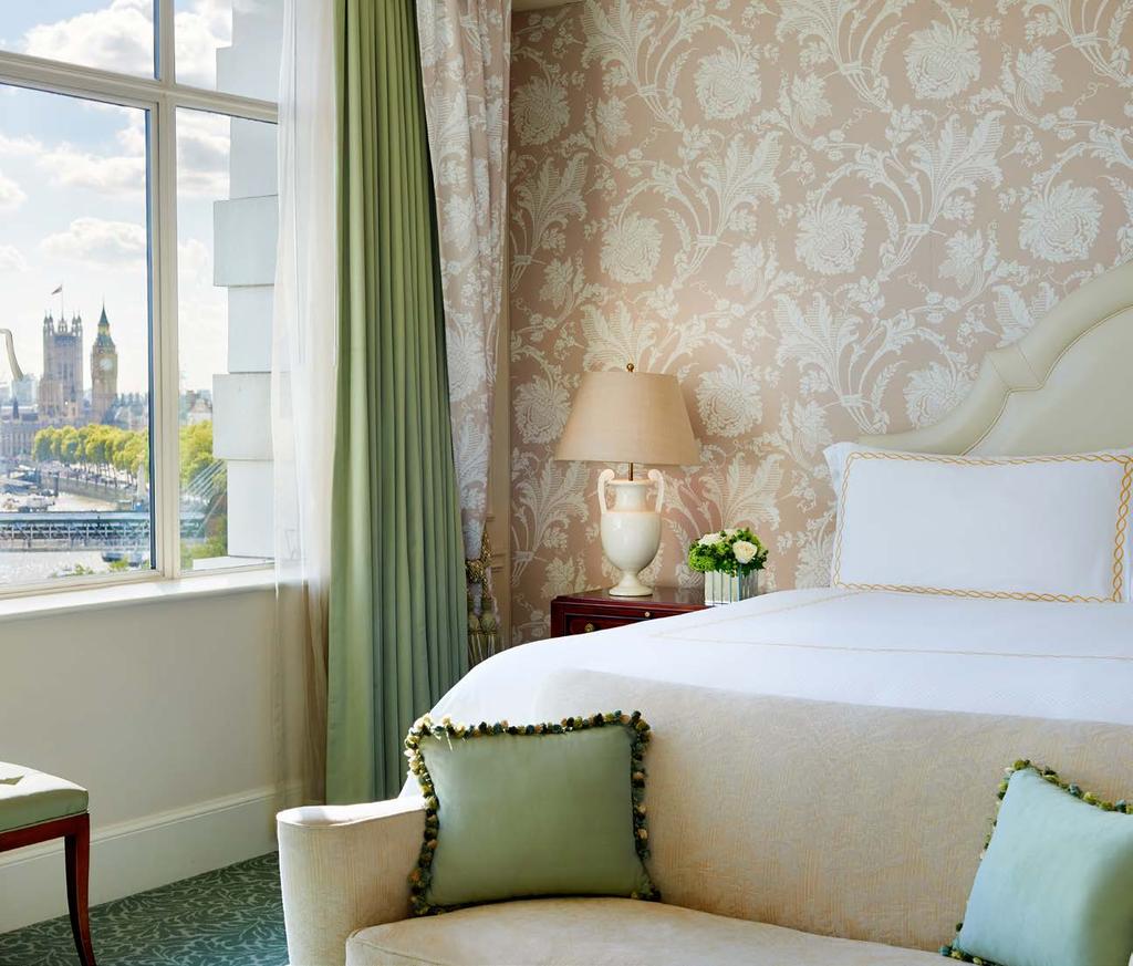 JUNIOR SUITES GET IN TOUCH RIVE R All Edwardian in style, the open-plan Junior River View Suites afford panoramic views of the River Thames and London s most recognisable landmarks.