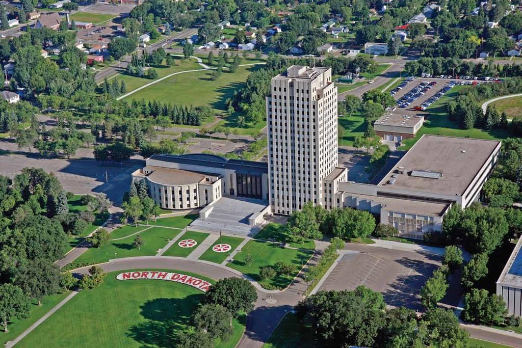 STATE TIDBITS AND FACTS Capitol City The state capitol in Bismarck stands 19 stories and can be seen for miles. Population North Dakota s growing population is 683,932.
