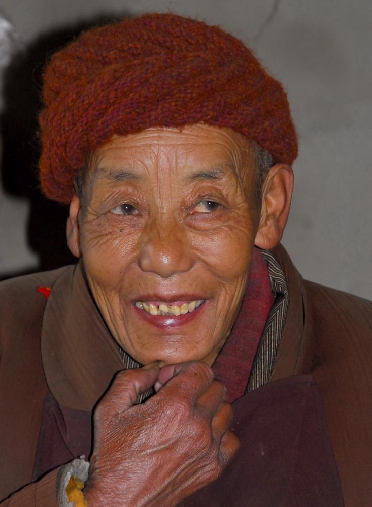 Seventy-year old nun at Sang-ngag