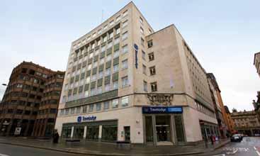 Travelodge Growth Plans Travelodge s growth strategy is focussed on town and city centre locations, especially in the major tourist areas and the South East of England, with a particular emphasis