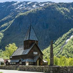 We cruise the narrow and spectacular fjord Nærøyfjorden, surrounded by steep hillsides with snow-covered mountain tops 1400 metres above sea level.