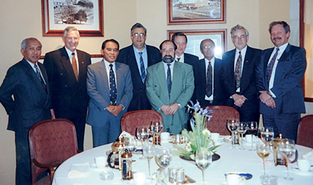 Geography, Power, Strategy and Defence Policy Photo 14: Hosting a visit to Australia by Indonesia s retired Defence Minister and PANGAB Leonardus Benjamin (Benny) Moerdani, Adelaide,