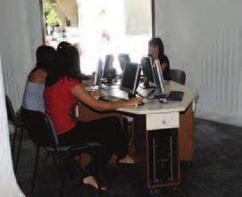Со трансформирањето на Вишата во Висока економска школа, односно Економски факултет библиотеката е составен дел на административната единица-секретаријат со еден вработен библиотекарлектор.
